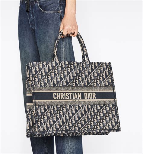 christian dior large tote review|christian dior tote bag details.